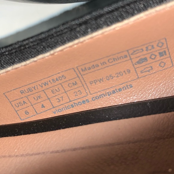 VIONIC Ruby Block Heel Slip On - Picture 10 of 11